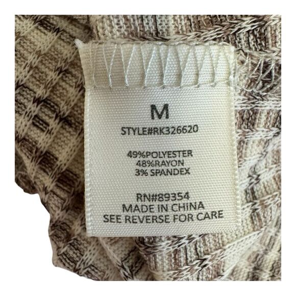 Long Sleeve Keyhole Top‎ with Drawstring Front, Neutral Tones, Casual - Picture 5 of 8